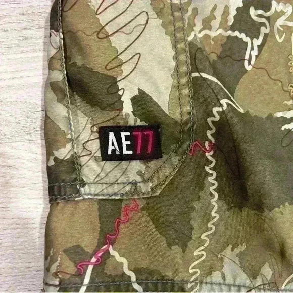 American Eagle Men’s Camouflage Quick Dry Board Shorts Swim Suit Size 32 - Picture 4 of 8